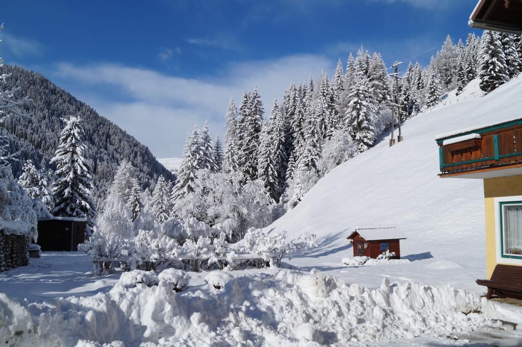 Ski- Und Wander Appartements Schiffer Innerkrems Esterno foto